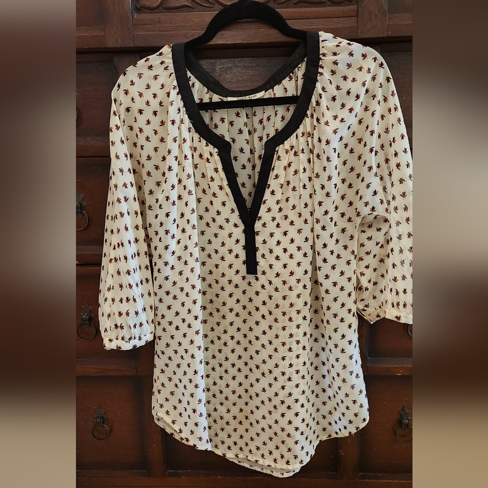 Daniel Rainn Black and White Tunic Top